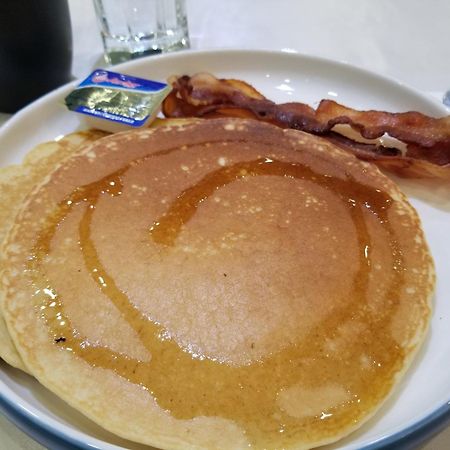Hotel Americano Garapan Kültér fotó