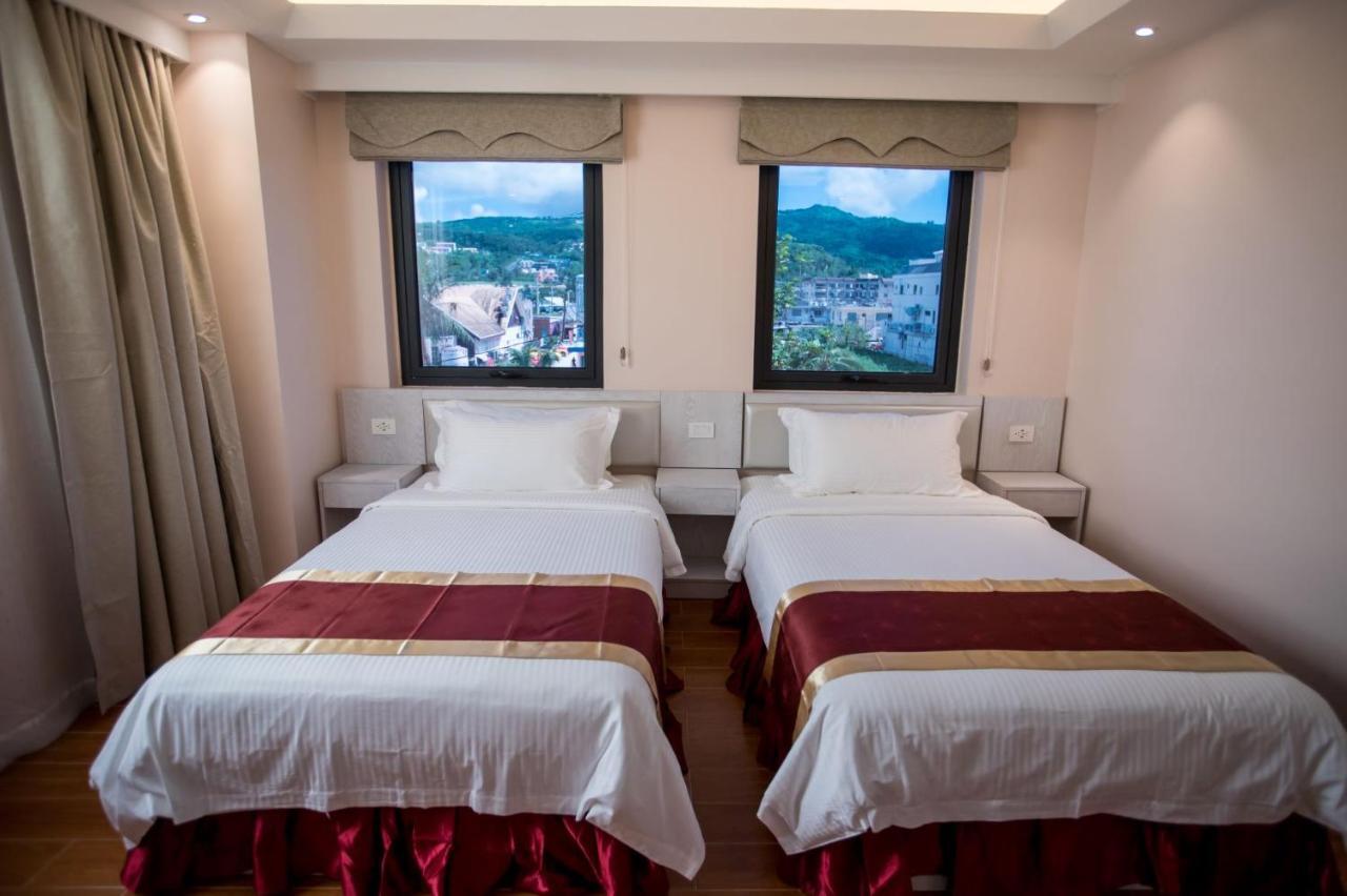 Hotel Americano Garapan Kültér fotó