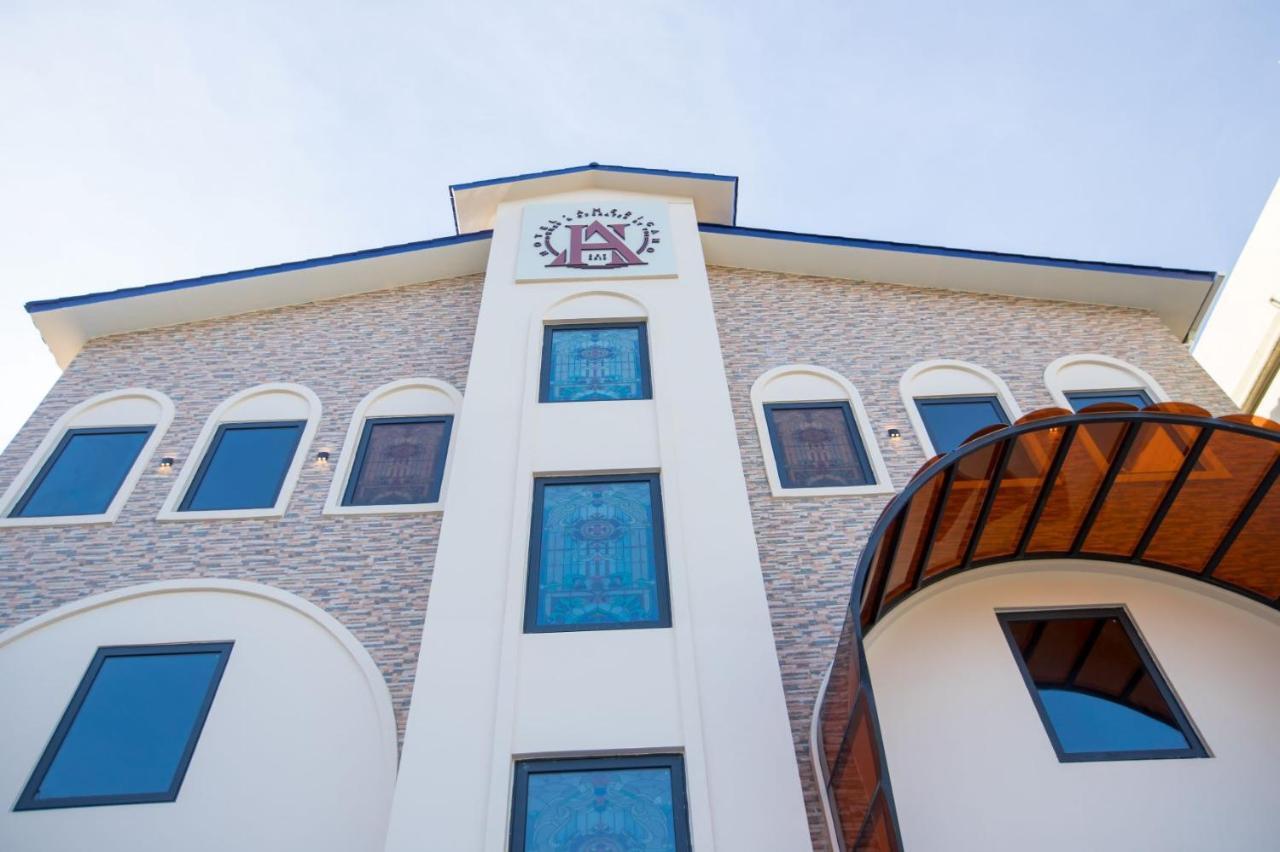 Hotel Americano Garapan Kültér fotó